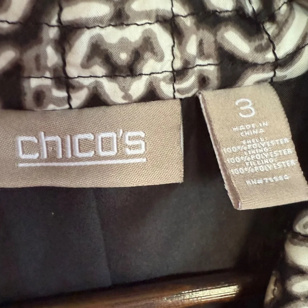 Chico's Black and Tan Vest Sz XL - Picture 6 of 6